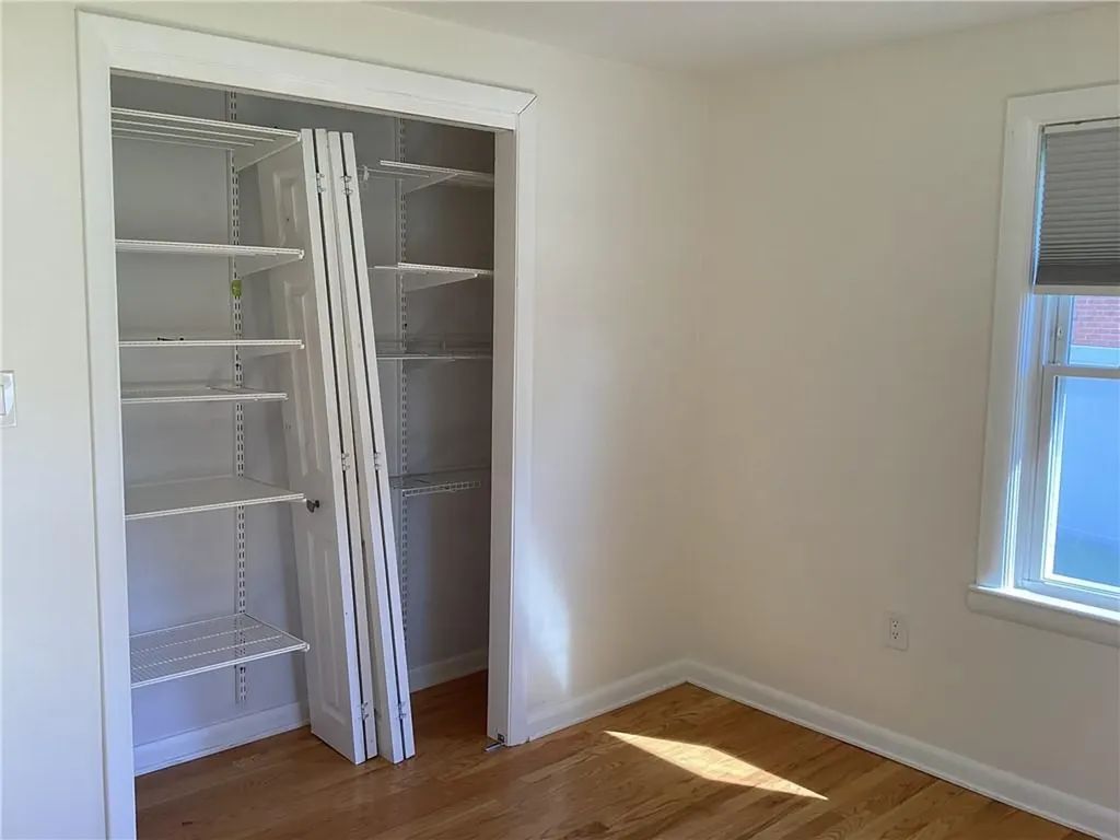 25 Fernbrook Drive Cranston RI 02920