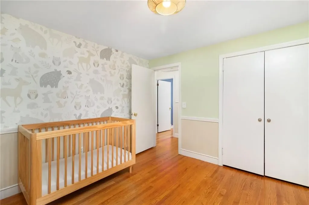 102 Howie Avenue Warwick RI 02888