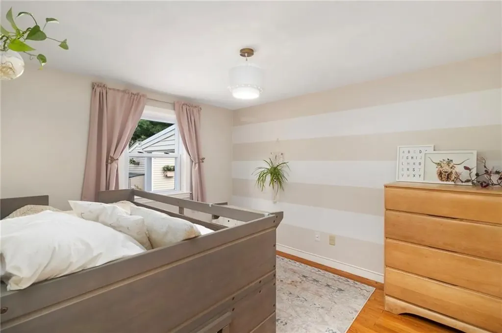 102 Howie Avenue Warwick RI 02888