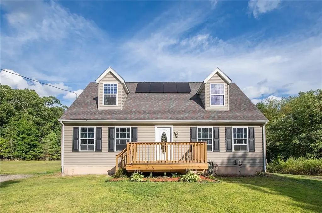 40 Hicks Way Scituate RI 02825