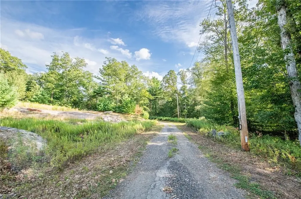 40 Hicks Way Scituate RI 02825