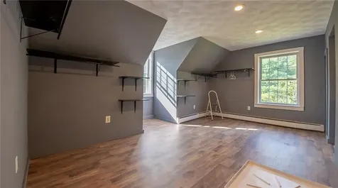 40 Hicks Way Scituate RI 02825