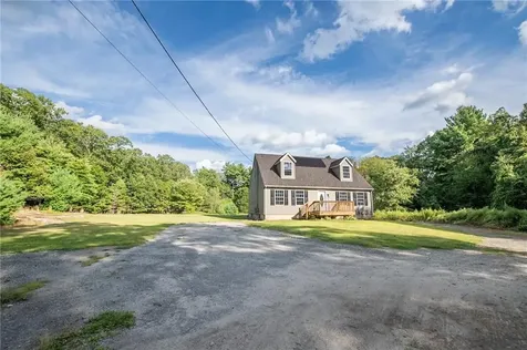 40 Hicks Way Scituate RI 02825