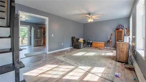 40 Hicks Way Scituate RI 02825