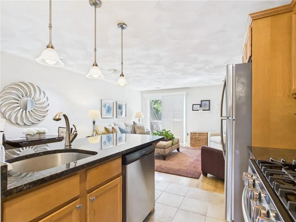 53 Rocky Brook Way South Kingstown RI 02879