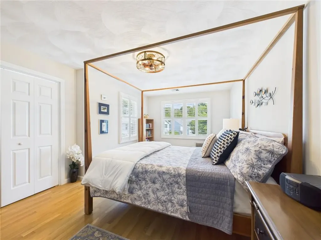 53 Rocky Brook Way South Kingstown RI 02879