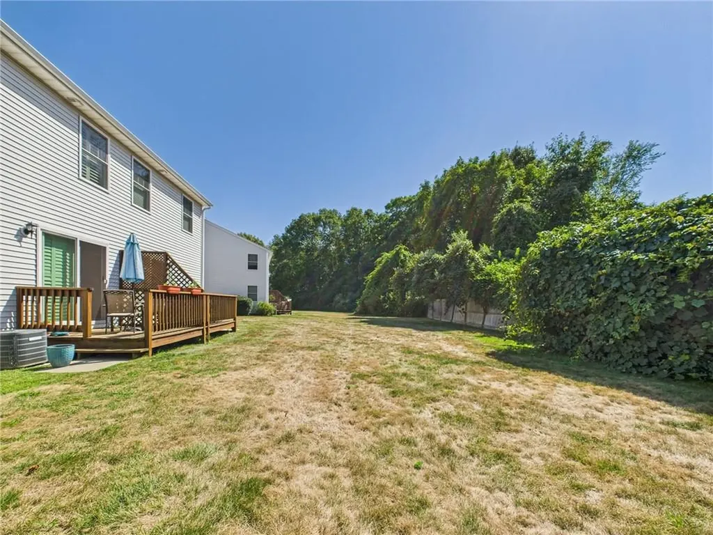 53 Rocky Brook Way South Kingstown RI 02879