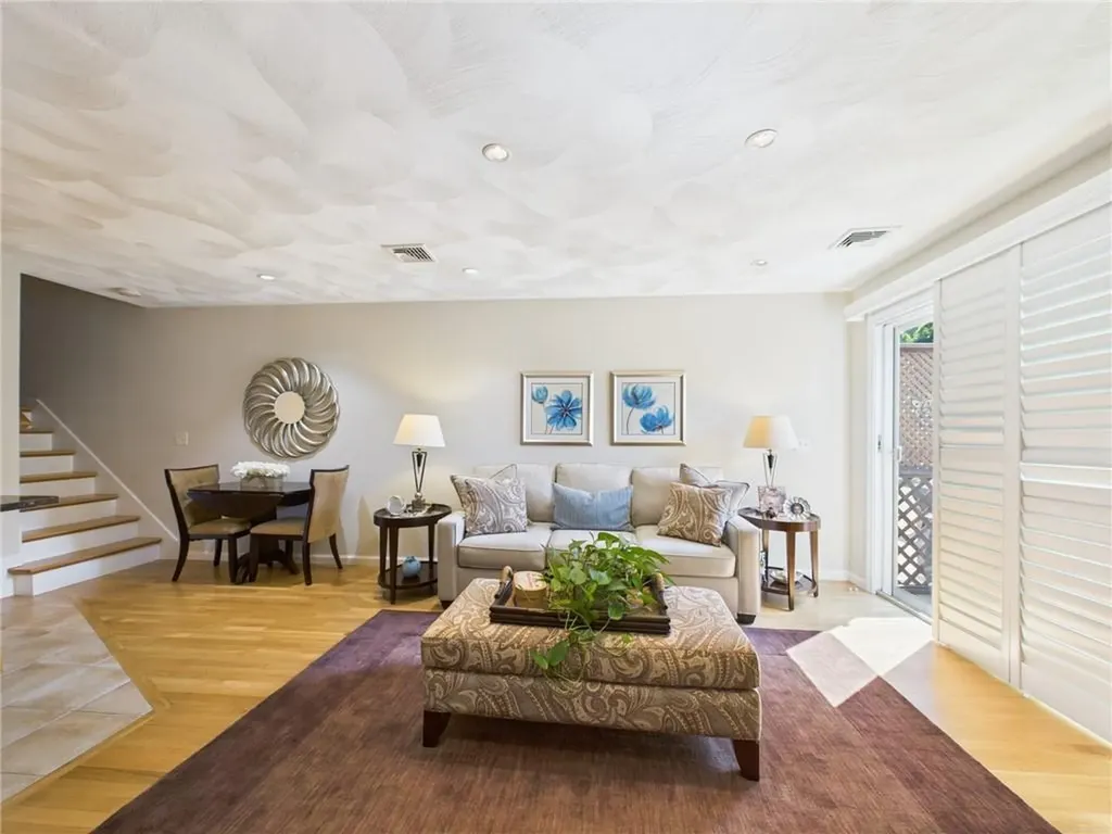 53 Rocky Brook Way South Kingstown RI 02879