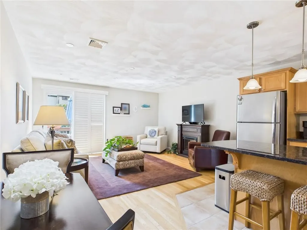 53 Rocky Brook Way South Kingstown RI 02879