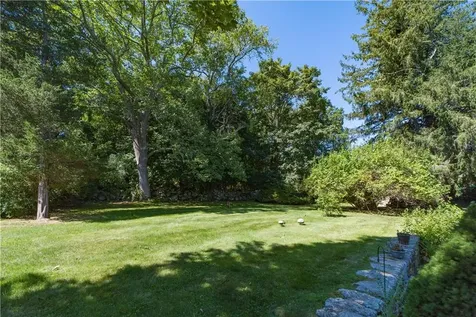 73 Stone Church Road Little Compton RI 02837