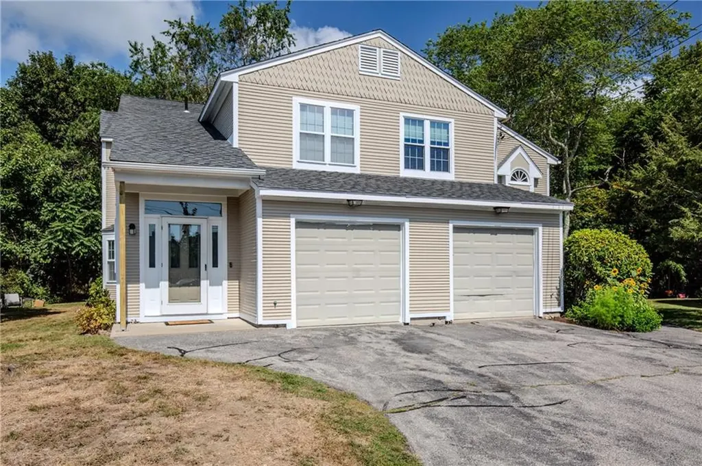 25 Venturi Green North Providence RI 02904