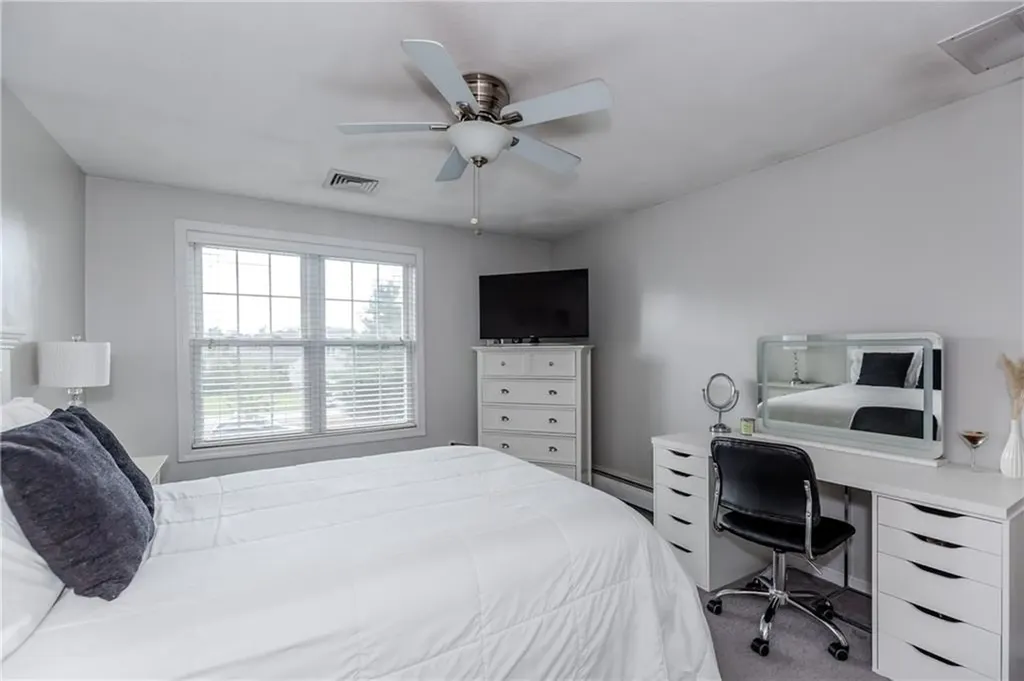 25 Venturi Green North Providence RI 02904