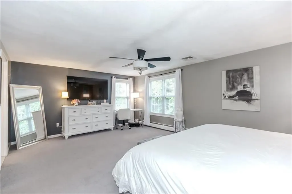 25 Venturi Green North Providence RI 02904