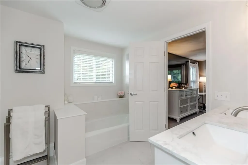 25 Venturi Green North Providence RI 02904