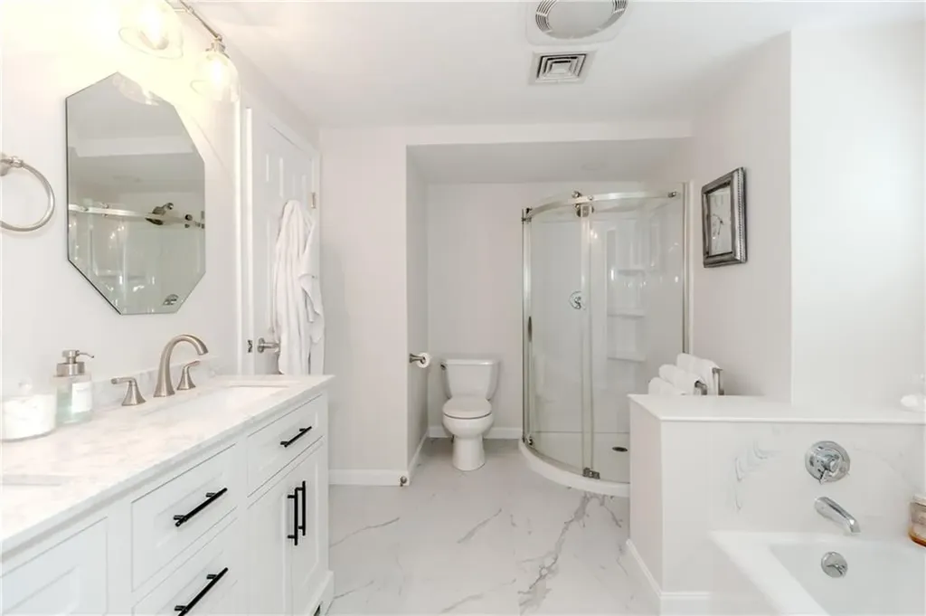 25 Venturi Green North Providence RI 02904