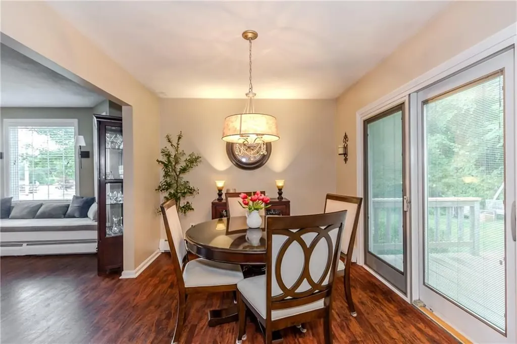 25 Venturi Green North Providence RI 02904