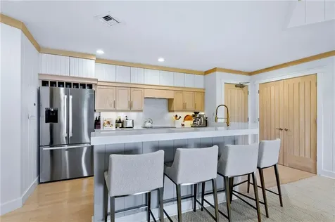 125 Cory's Lane Portsmouth RI 02871