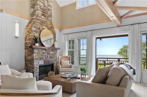 125 Cory's Lane Portsmouth RI 02871