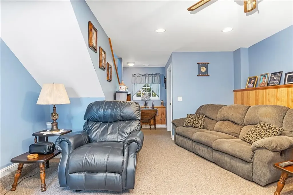 11 Hamilton Road Westerly RI 02891