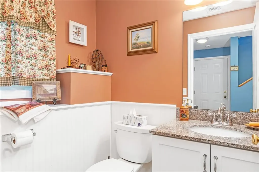 11 Hamilton Road Westerly RI 02891