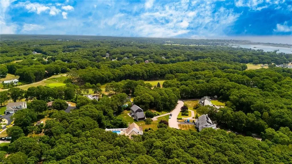 11 Hamilton Road Westerly RI 02891