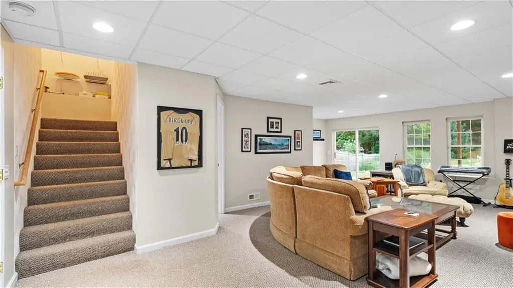 45 Cobblestone Terrace Coventry RI 02816