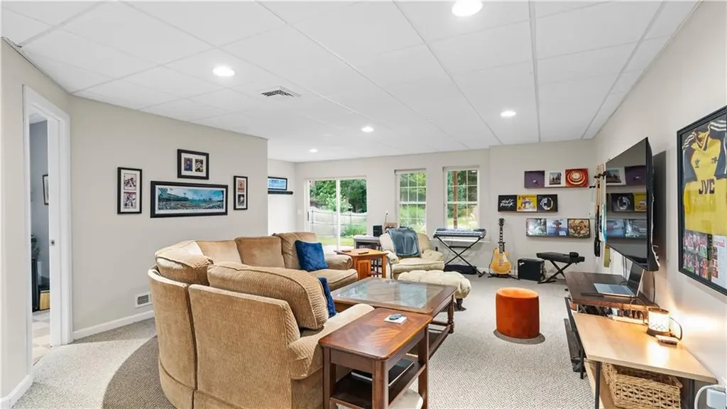 45 Cobblestone Terrace Coventry RI 02816