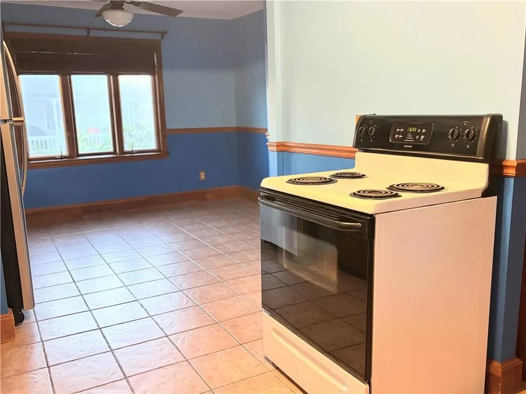 164 Bay Spring Avenue Barrington RI 02806
