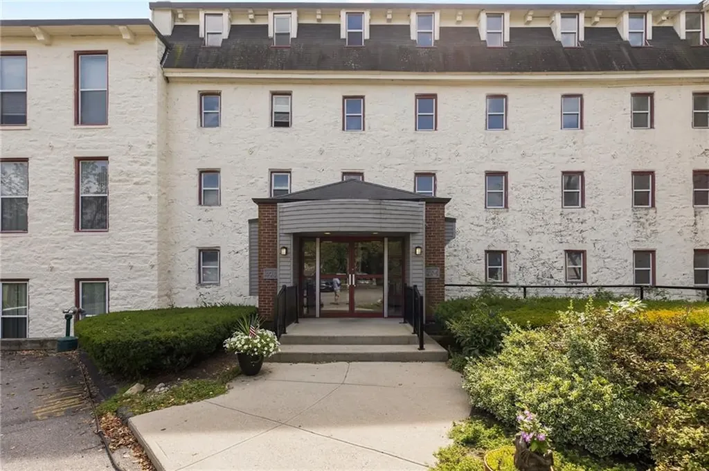 494 Woonasquatucket Avenue North Providence RI 02911