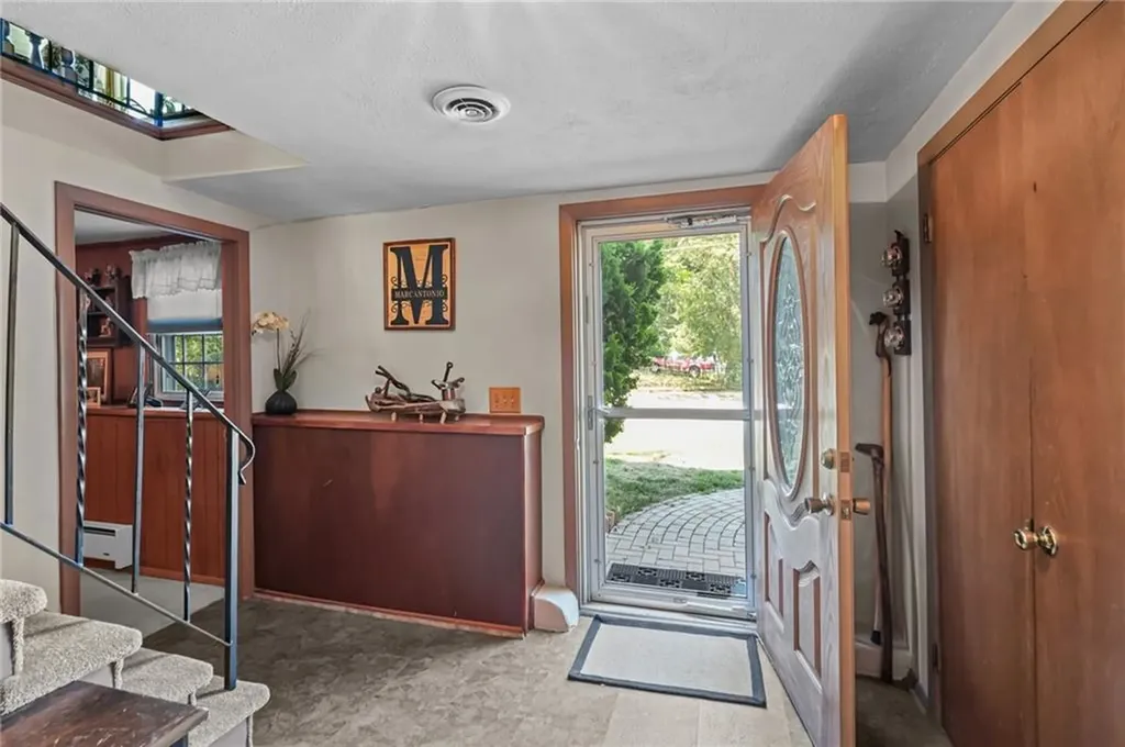 26 Lloyd Drive Coventry RI 02816
