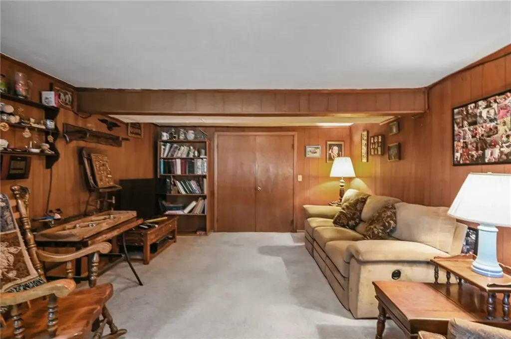 26 Lloyd Drive Coventry RI 02816