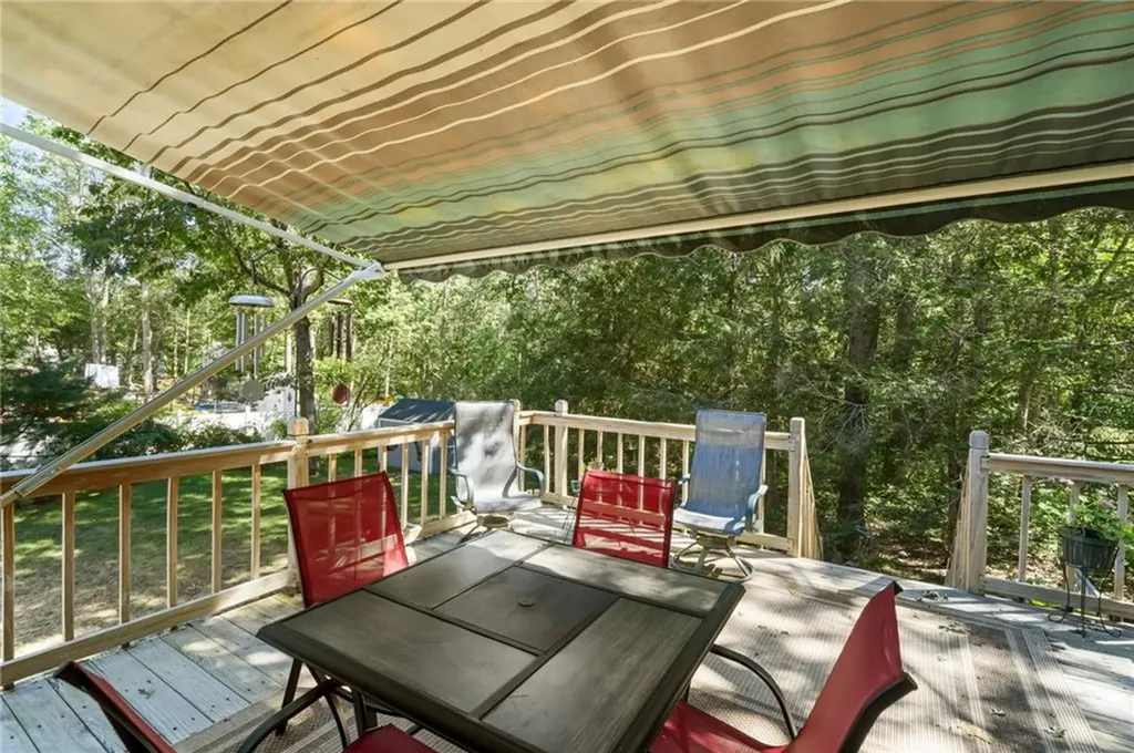 26 Lloyd Drive Coventry RI 02816