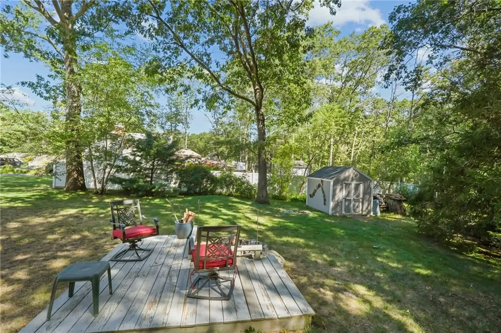 26 Lloyd Drive Coventry RI 02816