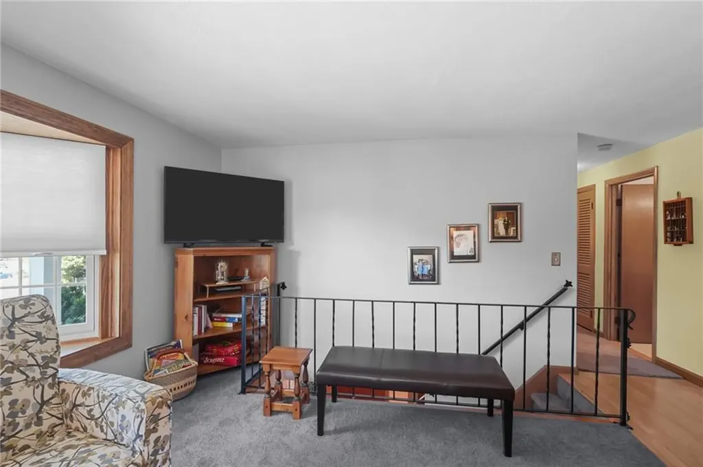 26 Lloyd Drive Coventry RI 02816