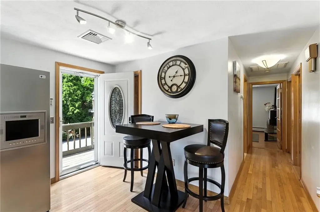 24 Tobyhanna Street Providence RI 02910