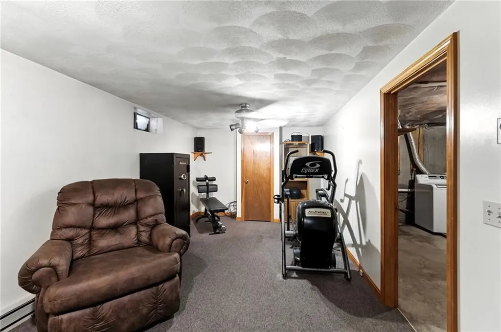 24 Tobyhanna Street Providence RI 02910