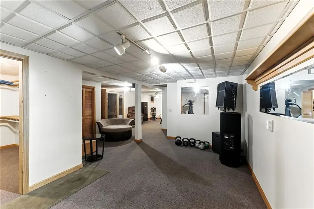 24 Tobyhanna Street Providence RI 02910