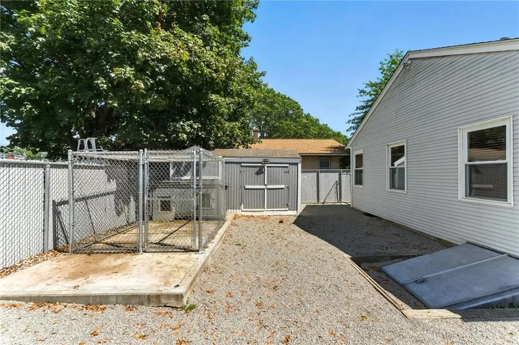 24 Tobyhanna Street Providence RI 02910