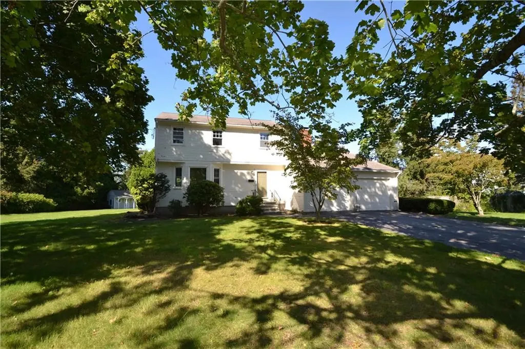 3 Pine Top Road Barrington RI 02806