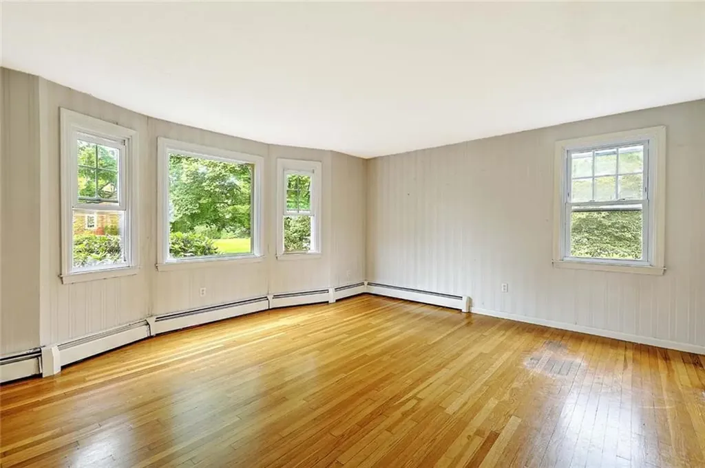 3 Pine Top Road Barrington RI 02806