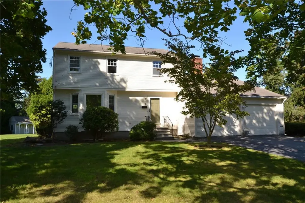 3 Pine Top Road Barrington RI 02806