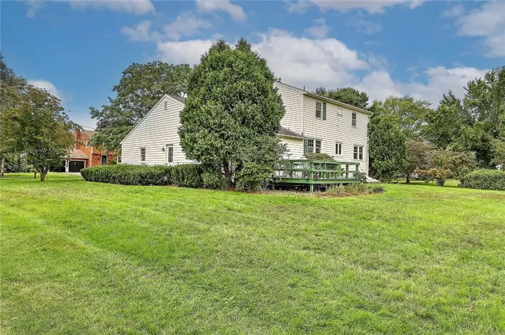 3 Pine Top Road Barrington RI 02806