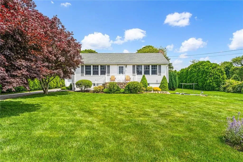 23 Champlin Drive Westerly RI 02891