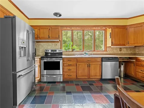 110 Hopkins Avenue Johnston RI 02919