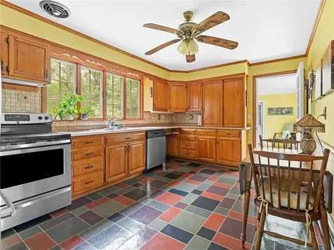 110 Hopkins Avenue Johnston RI 02919