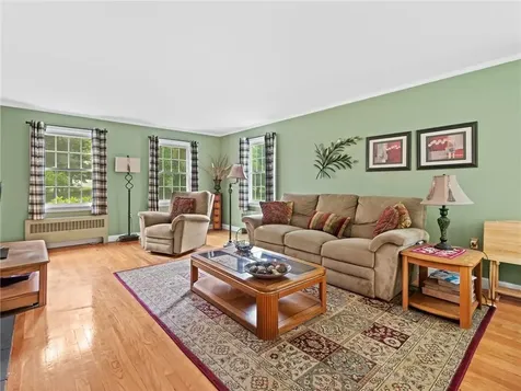 110 Hopkins Avenue Johnston RI 02919