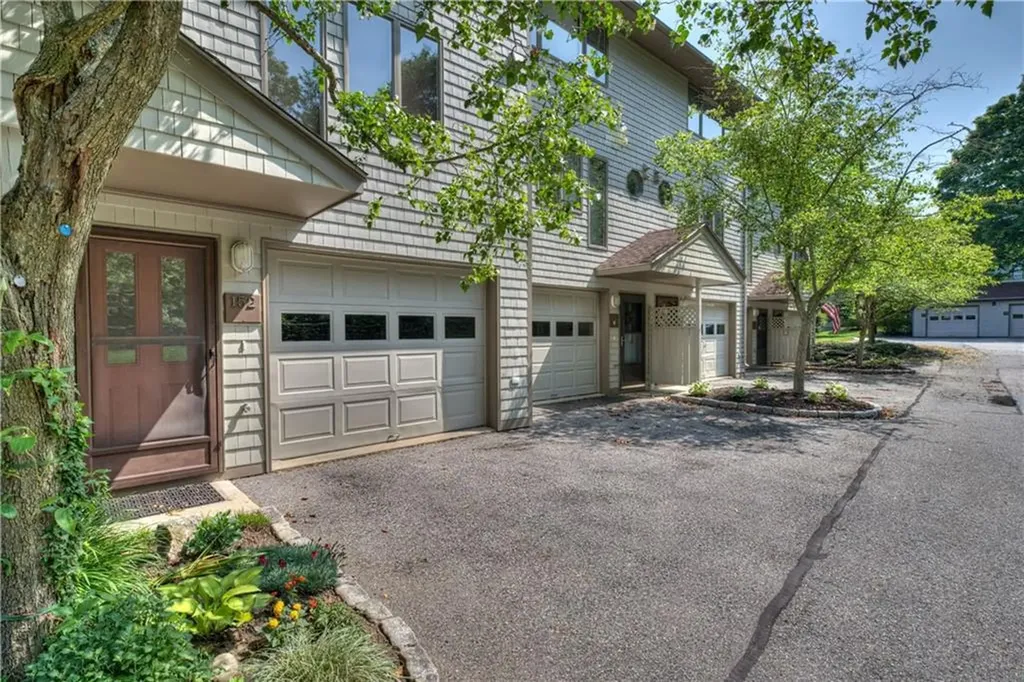 152 Seabreeze Lane Bristol RI 02809