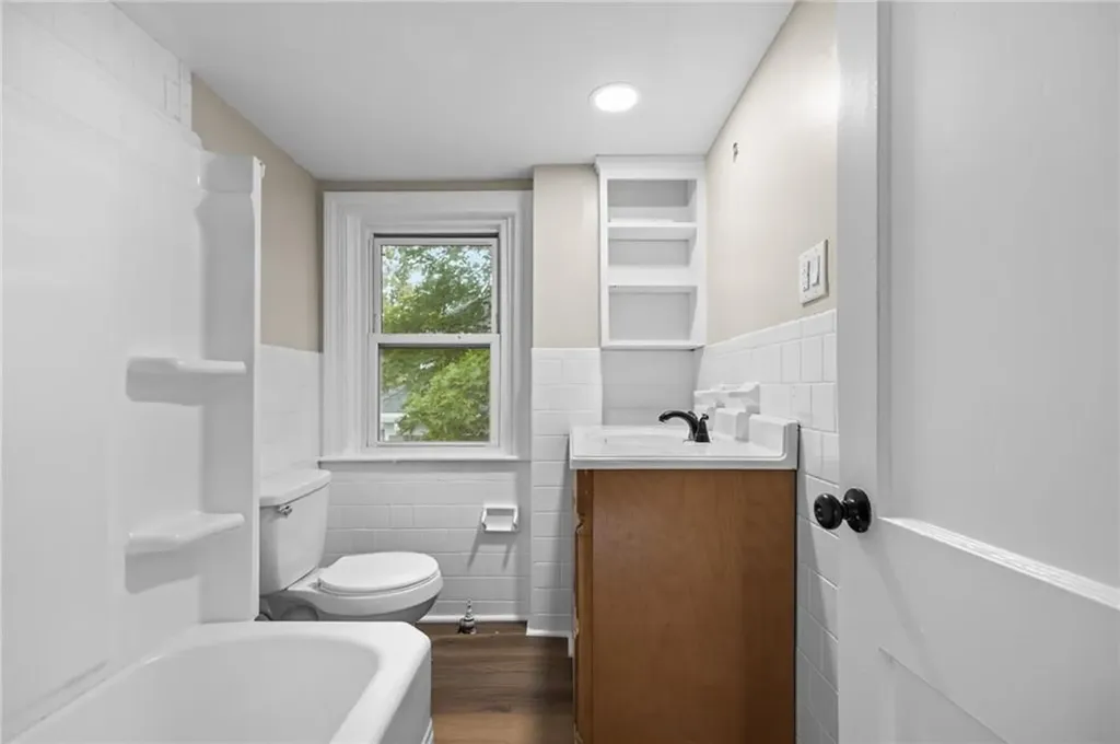 126 Roger Williams Avenue Providence RI 02907