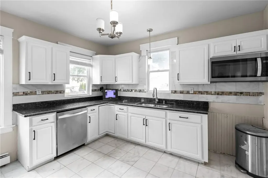 126 Roger Williams Avenue Providence RI 02907