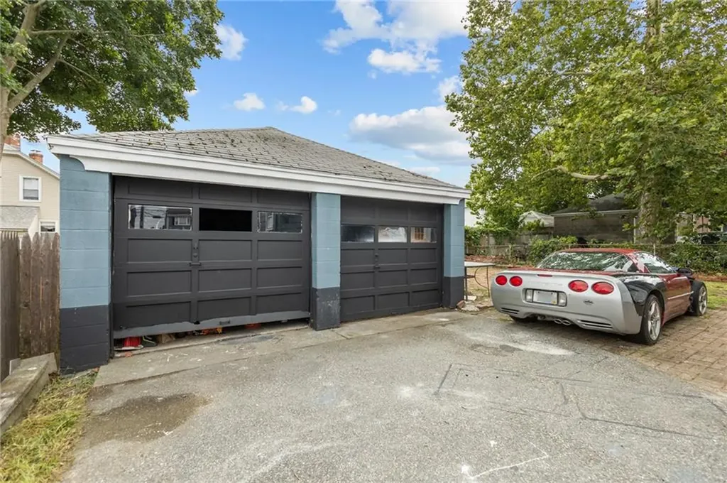 126 Roger Williams Avenue Providence RI 02907